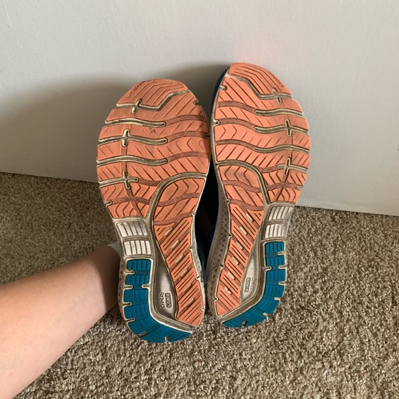 Brooks Women's Blue/Pink Running Transcend 7 Supportive Athletic Shoes size 9.5 - Picture 5 of 8